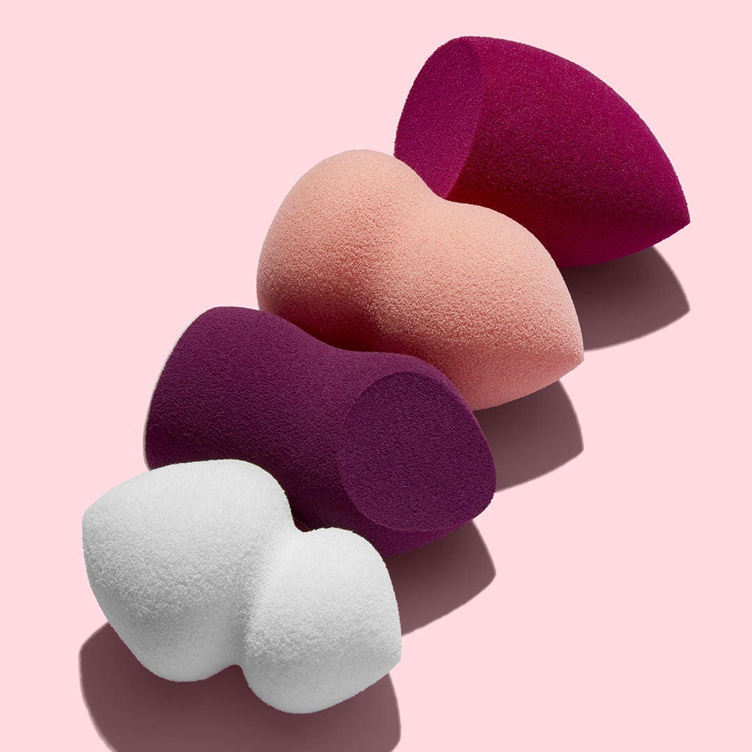 blending-and-highlighting-sponge-duo-b6 0619_SocialIGF_Sponges3_e91b9a4a-0156-4299-a3ef-3649e2979804.jpg