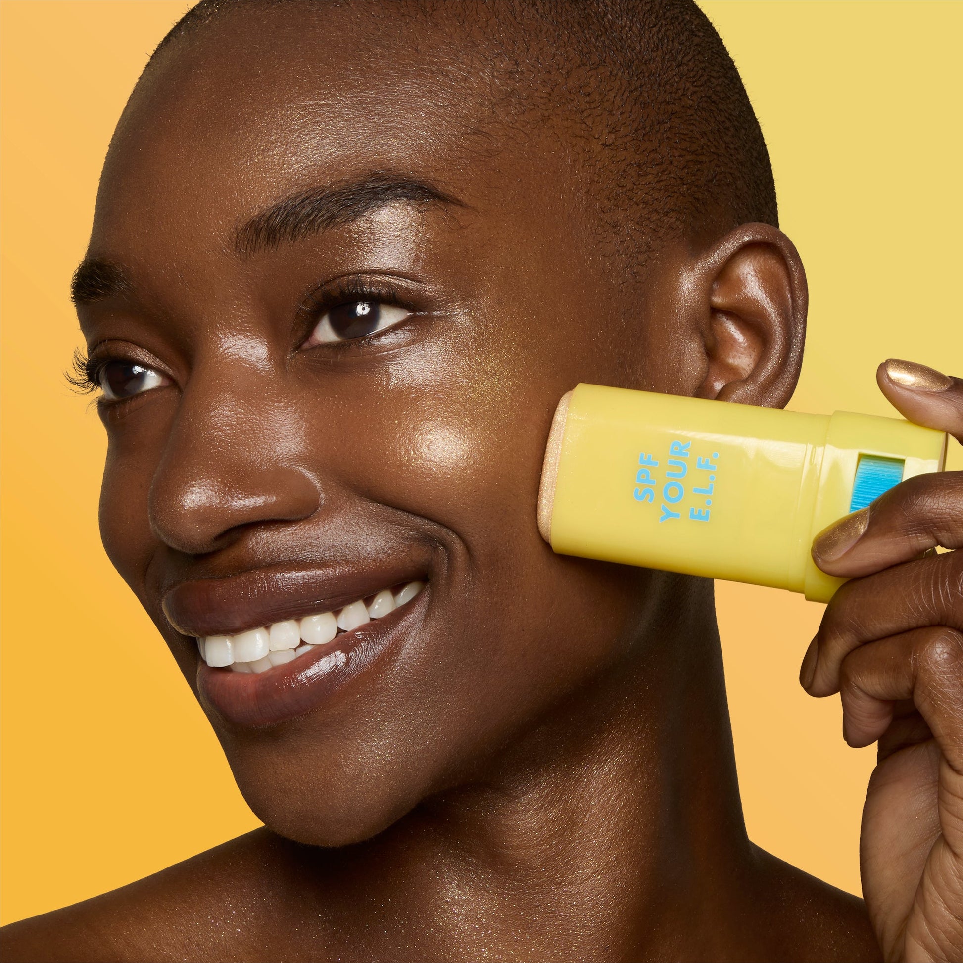 suntouchable-invisi-stick-spf-50-glitz-g9 57109_SUNTOUCHABLES_INVISI_STICK_IYANNA_0124_V4.jpg